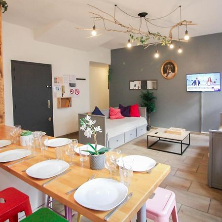Calme en centre ville Appartement , spacieux et rénové à 50m de la Place Carnot Carcassonne Extérieur photo