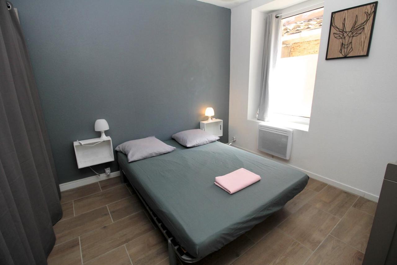 Calme en centre ville Appartement , spacieux et rénové à 50m de la Place Carnot Carcassonne Extérieur photo