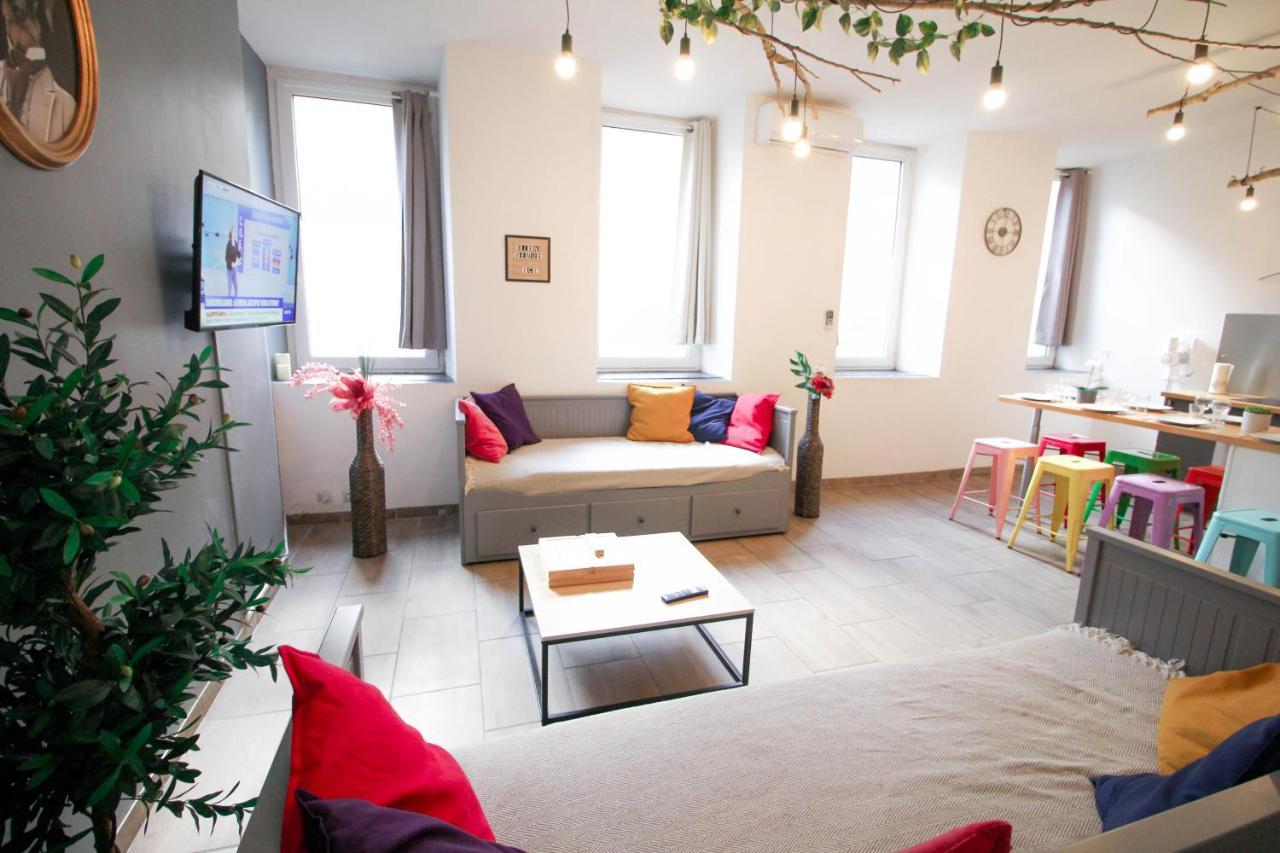Calme en centre ville Appartement , spacieux et rénové à 50m de la Place Carnot Carcassonne Extérieur photo