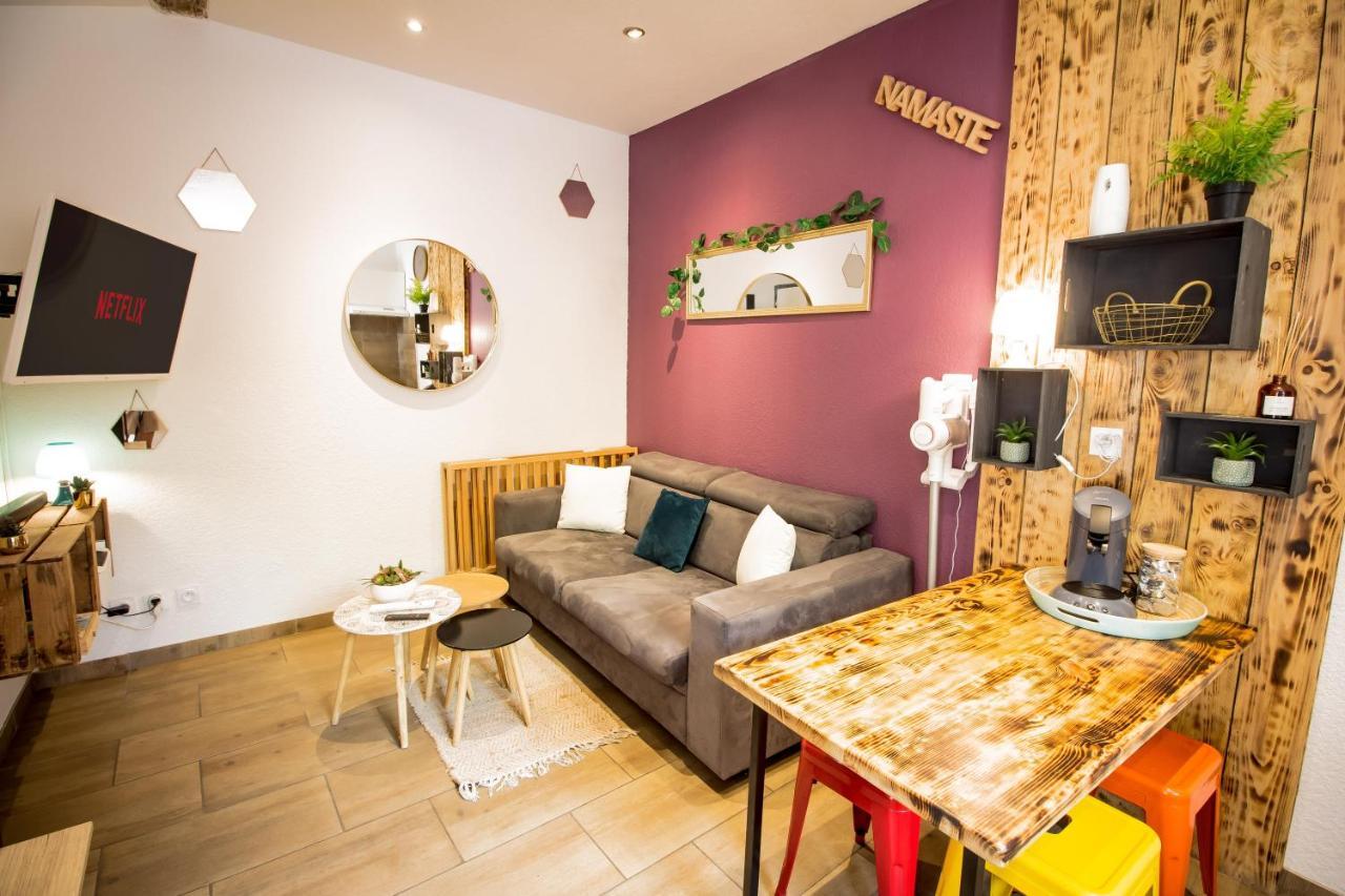 Calme en centre ville Appartement , spacieux et rénové à 50m de la Place Carnot Carcassonne Extérieur photo