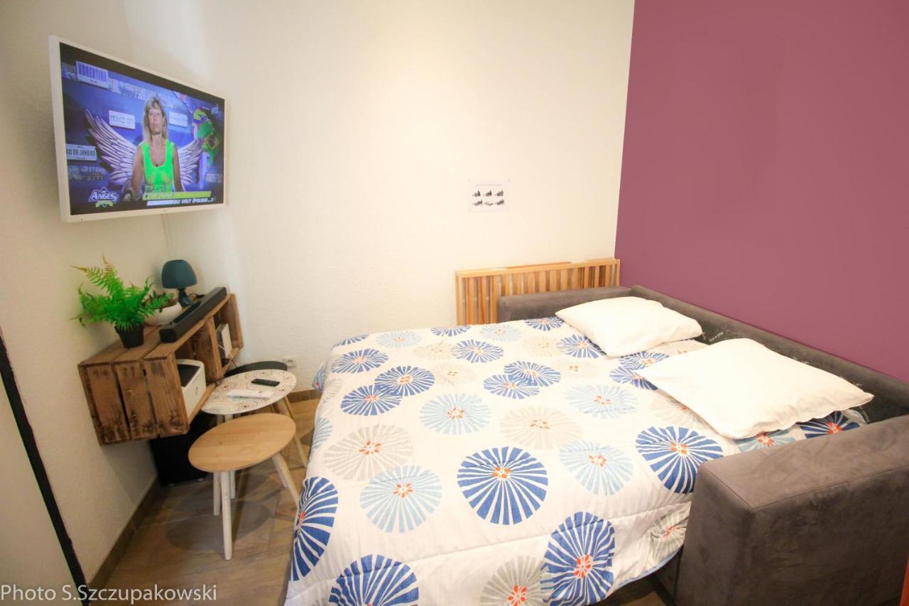 Calme en centre ville Appartement , spacieux et rénové à 50m de la Place Carnot Carcassonne Extérieur photo